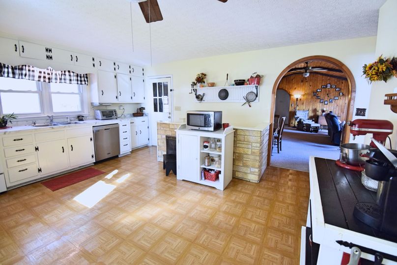 010 dsc 0431 kitchen final