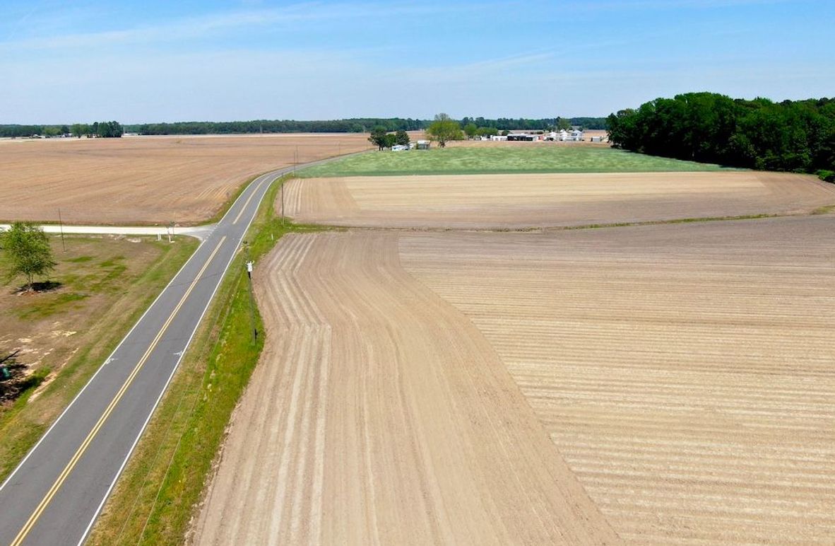 8AE7C9679A30FF4AD56CD2161410C928