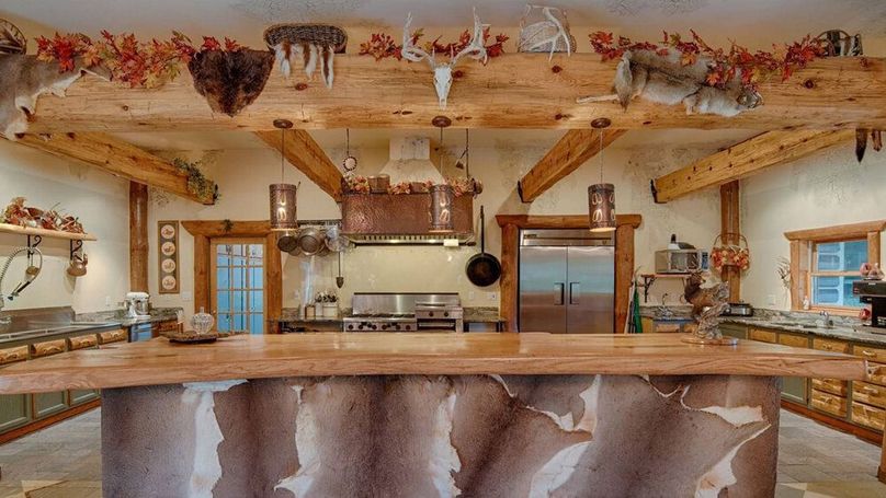 MjYgbWFpbiBsb2RnZSBzbmFjayBiYXI=