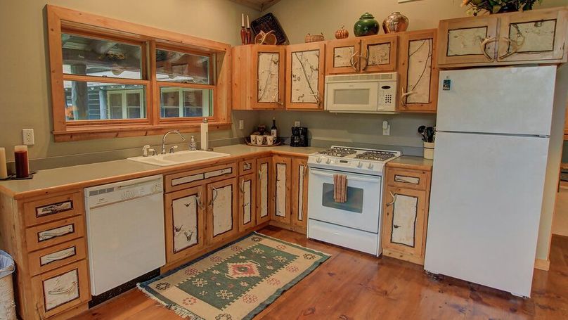 MzUgZ3Vlc3Qgc3VpdGUga2l0Y2hlbg==