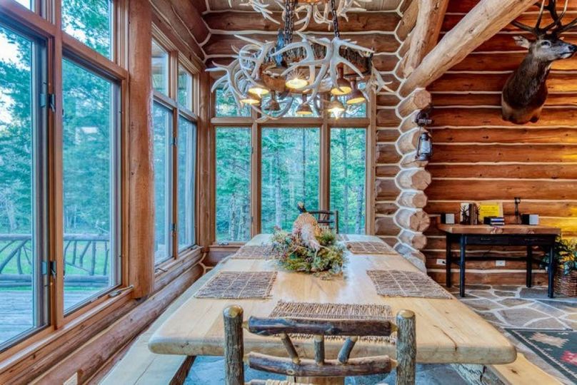 NCBvd25lcnMgcmVzaWRlbmNlIGRpbmluZyByb29t