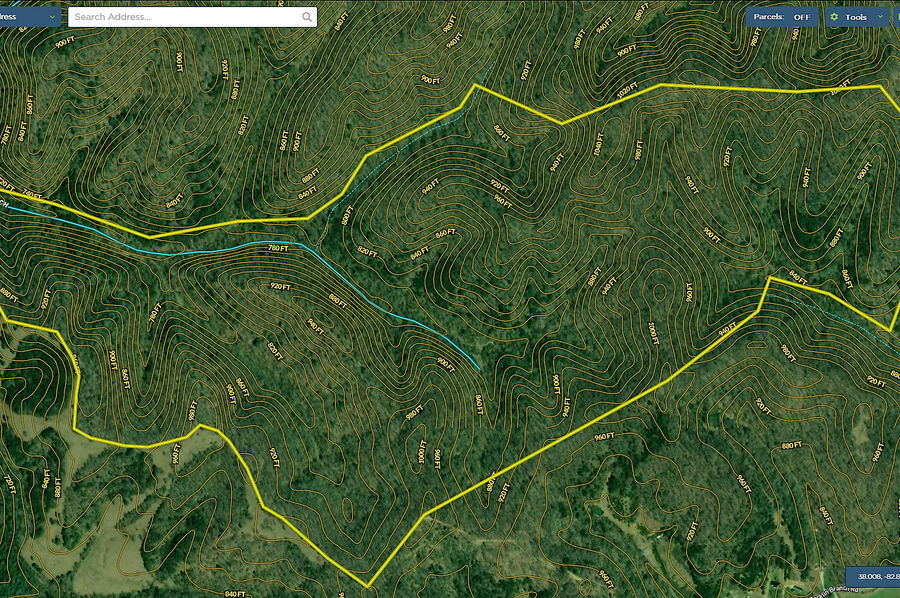 039 lawrence 265 mapright aerial zoomed in with contour lines and water features