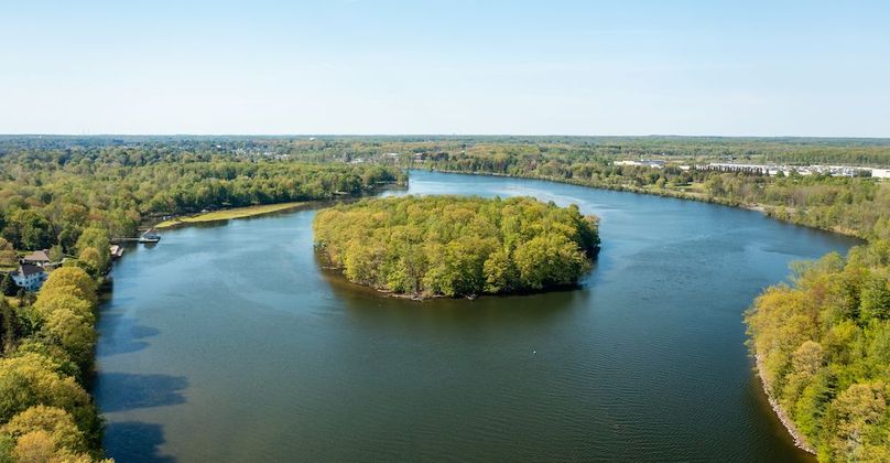 Oswego_10.66_Big_Island_Photos_2