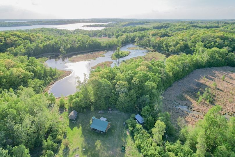 dji_fly_20250514_183056_776_1747266619675_photo