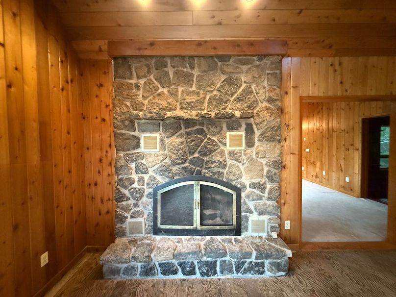 Ontario_33.3_Proseus Photo 16