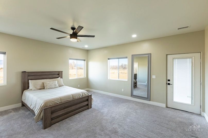 1809 Snaffle Bit Road-7