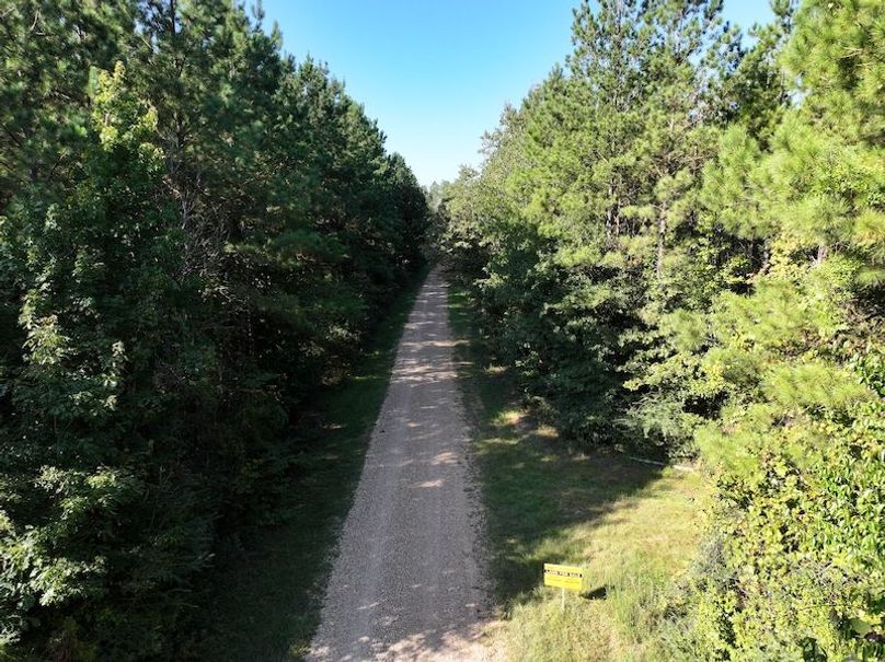 dji_fly_20250908_093744_0412_1757354105318_photo