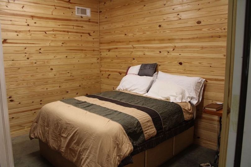 12B5151B-3116-4019-B0D0-C655E763296D_1_105_c