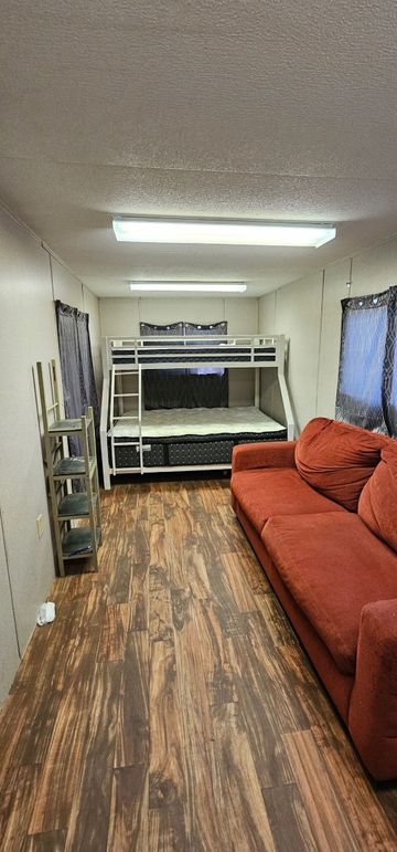 7Resized_20250604_162154-2