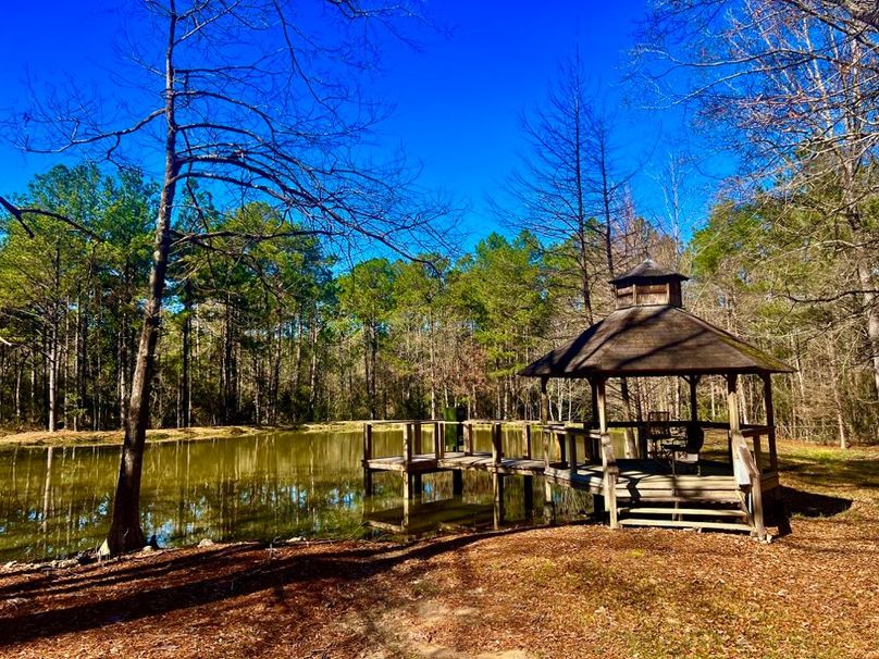 F56B5DF2-0E60-4B1B-AFA5-ABCE5A6B0DF1_1_201_a