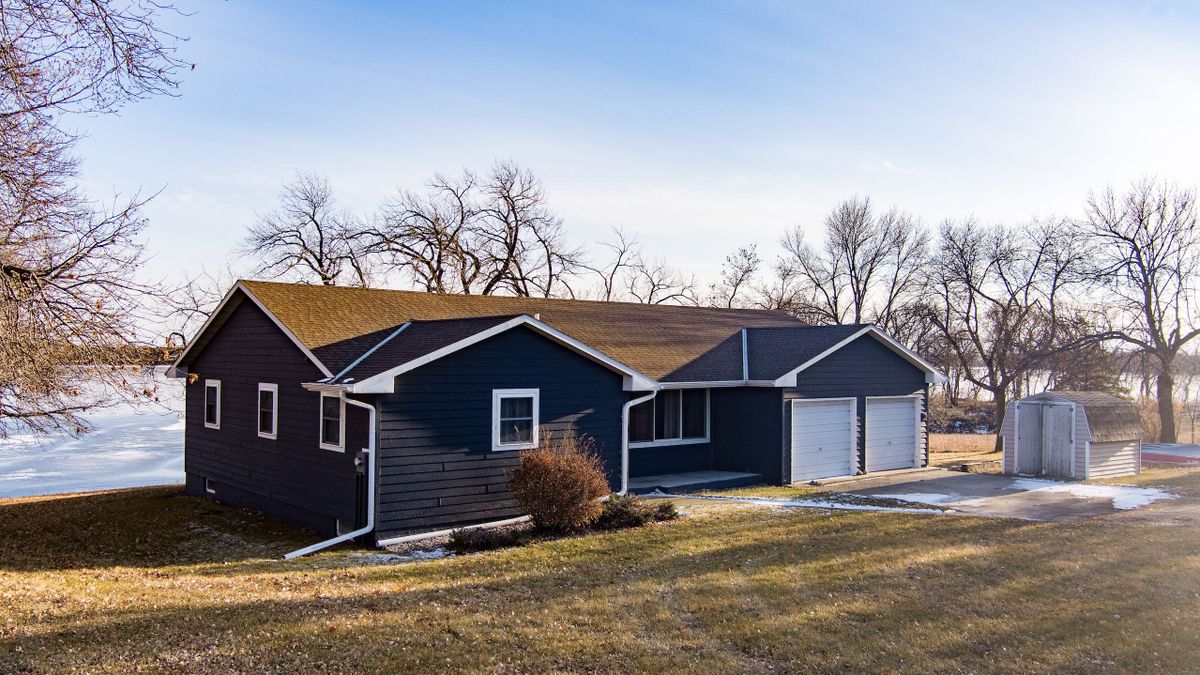 Lake Home On Campbell Lake Whitetail Properties