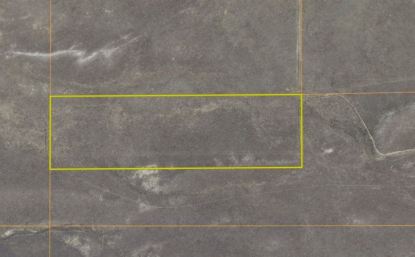 Hmielewski zomed in.