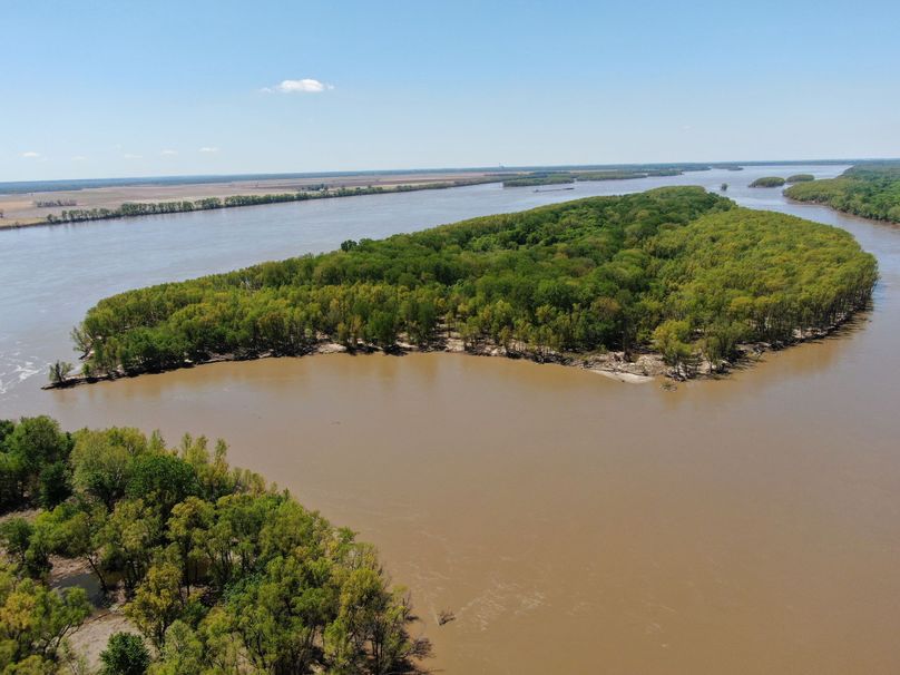 (3) north boundry of island 