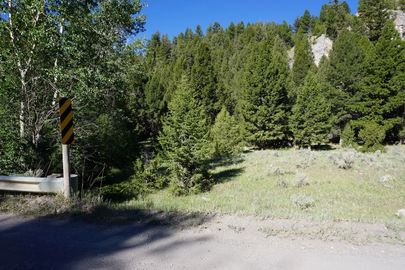 Looking into sw corner