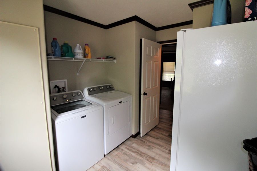 059 utility room and entryway from the back deck
