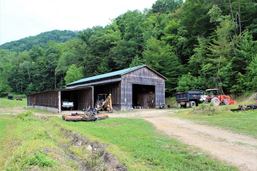 061 the 64x100 barn including lean to s perfect for all kinds of storage