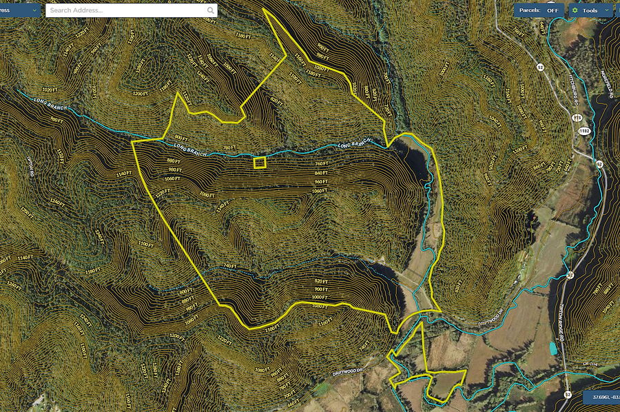 062 estill 556 mapright aerial zoomed in with contour lines and water features