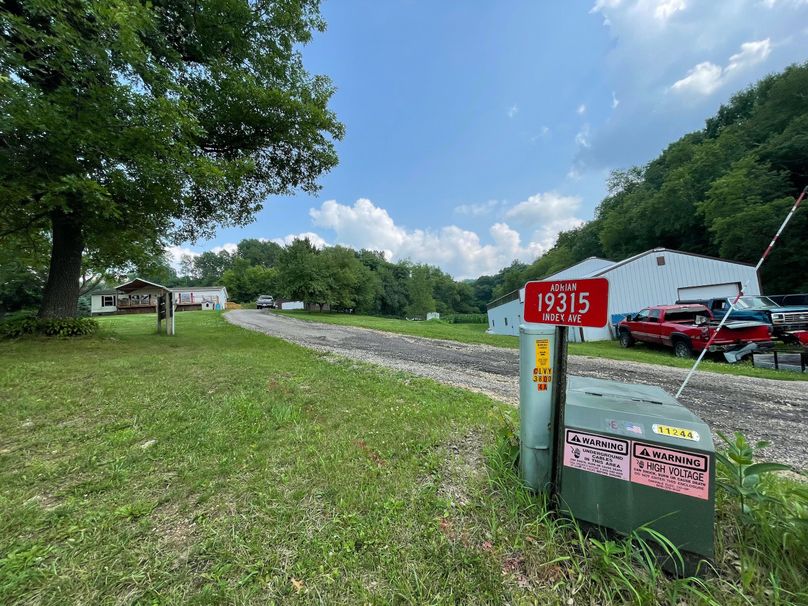 Monroe 20 - 15 of 51