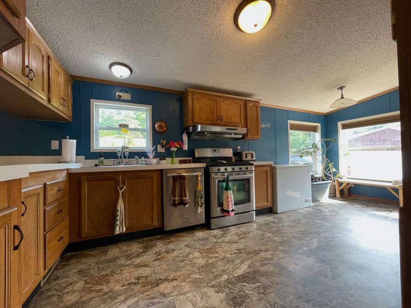 Monroe 20 - 20 of 51