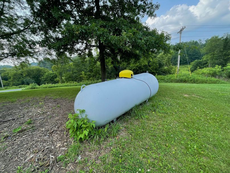 Monroe 20 - 32 of 51