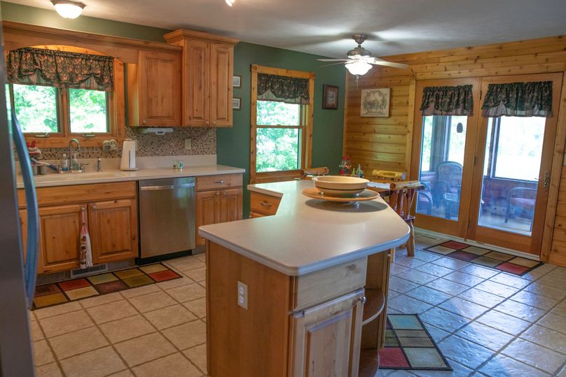 14 kitchen with access to season room