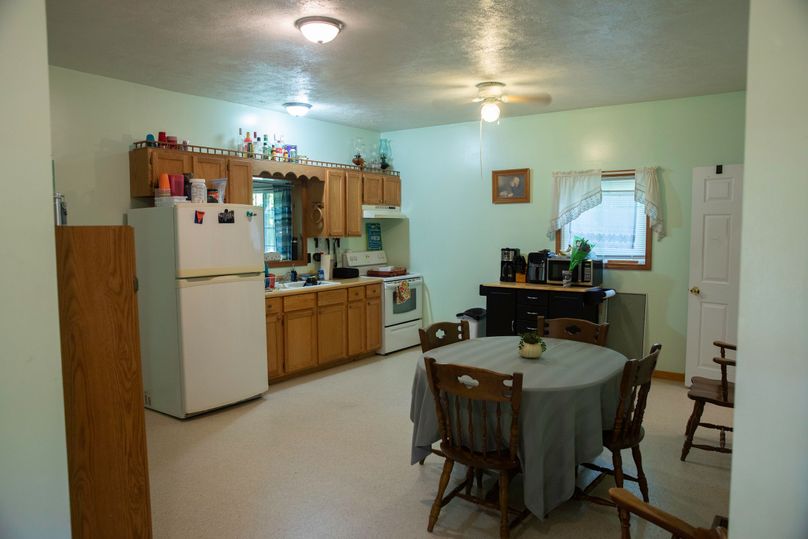 33 guest house kitchen
