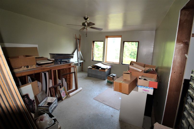 040 up-stairs bedroom 2 of 2