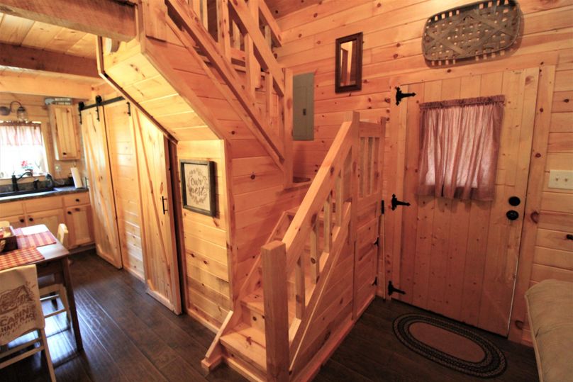 047 the stairs leading to the loft