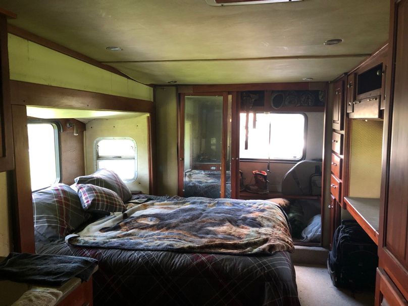 A4f5a884-09c6-4880-9c2e-59e95ad0e931 1 102 o