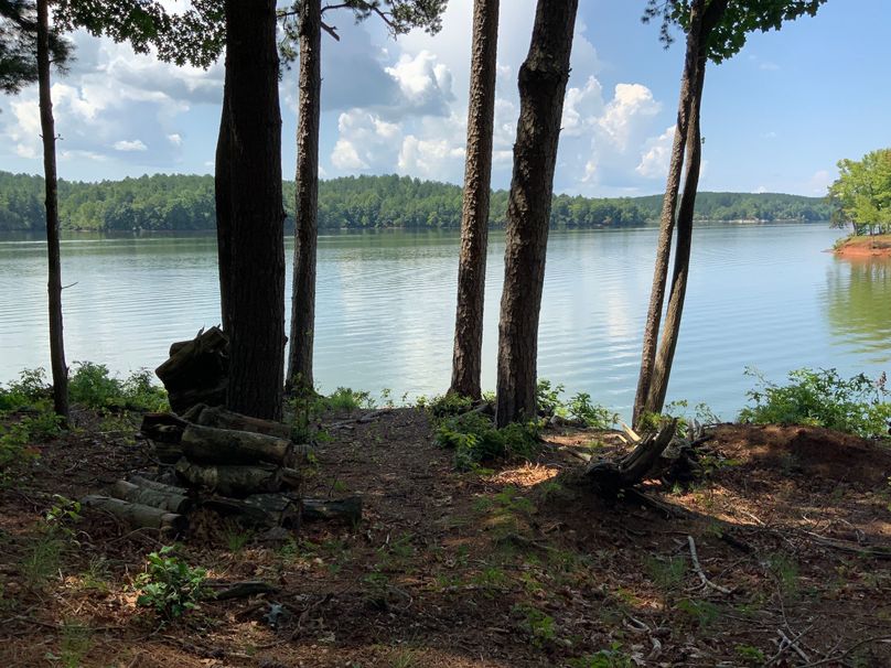 014 level lake access