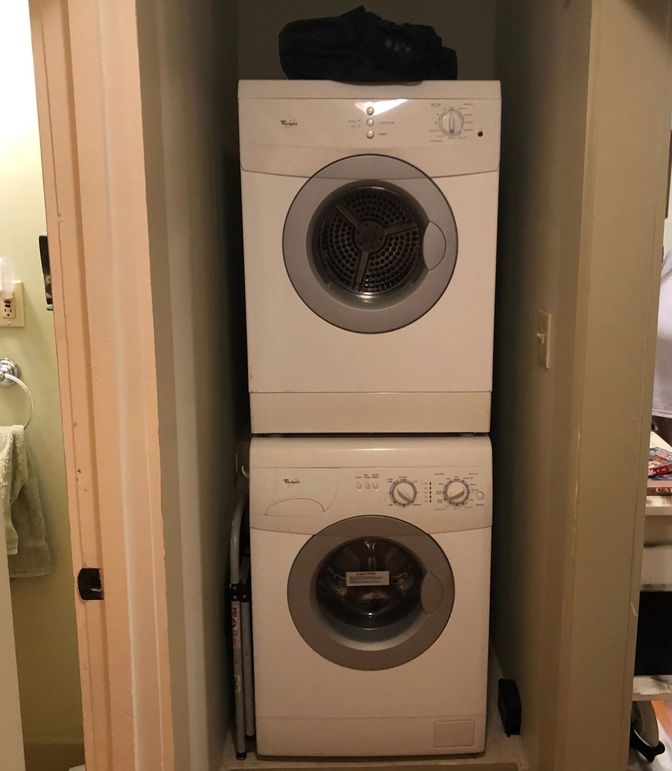 (10a)washer dryer