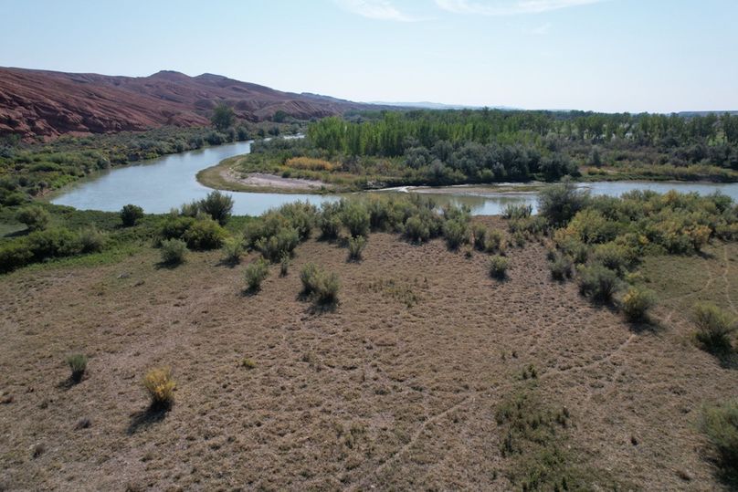 877e982a-a9b0-4f1f-8273-99456d0a017b 1 105 c