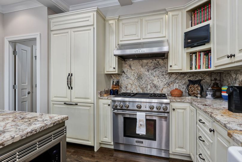 Launch-production-and-design-21