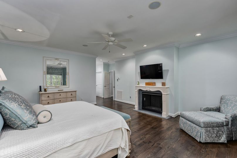 Launch-production-and-design-36