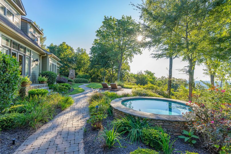 Launch-production-and-design-43