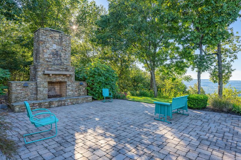 Launch-production-and-design-48