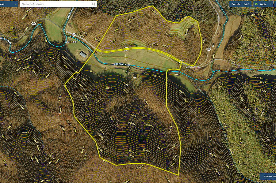 041 breathitt 142 mapright aerial zoomed in with water features and contour lines