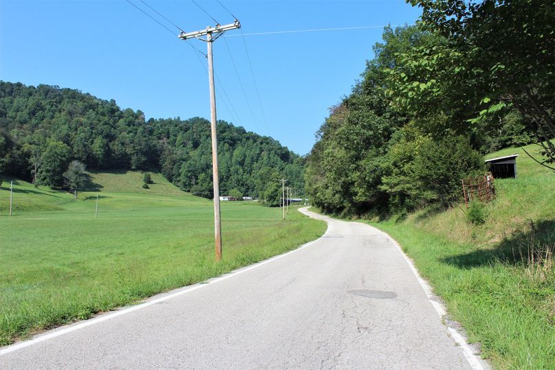 027 ky 378 leading through the property from west to east