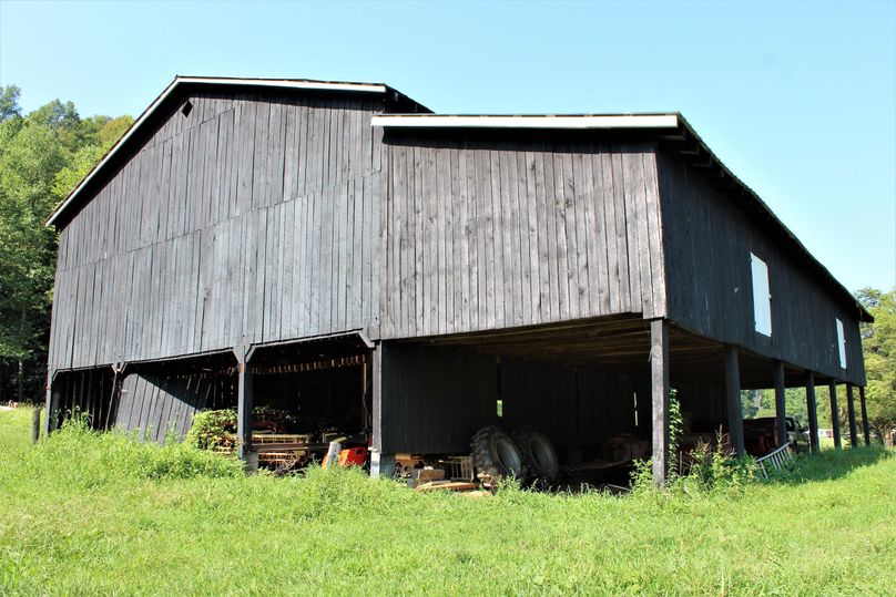 031 the east facing side of the big barn