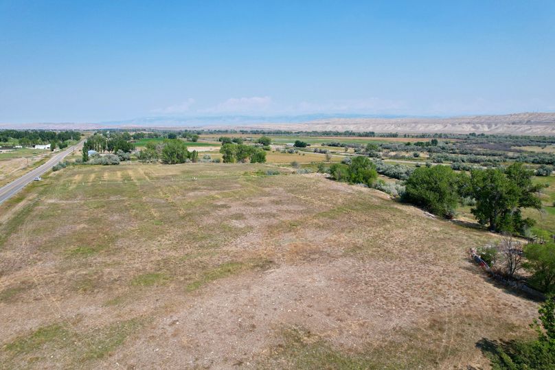 300cb5d5-f90c-4d70-ba01-289197215845 1 201 a