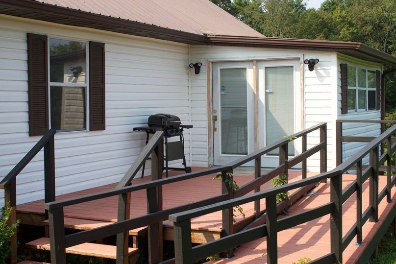 4acdb6cc-32e9-4e51-bcdf-fe1e8e0a54b6 1 105 c