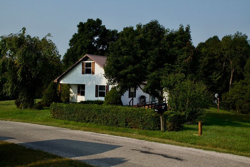 5b4d839e-d1e2-4604-837d-b9a5f10fff06 1 105 c