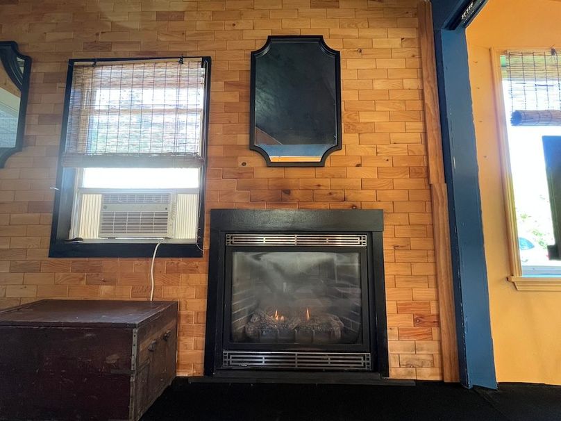 Yates_9_Dunlop Photo 34