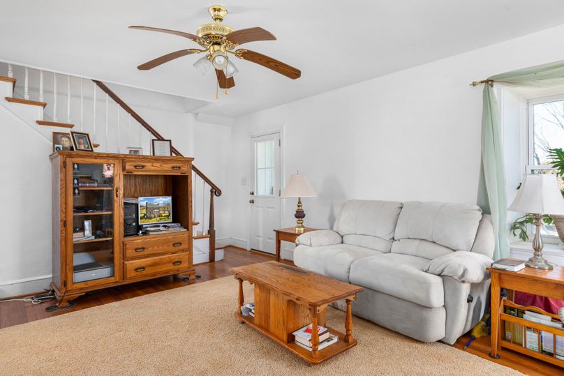 44-web-or-mls-BY1A8581tv