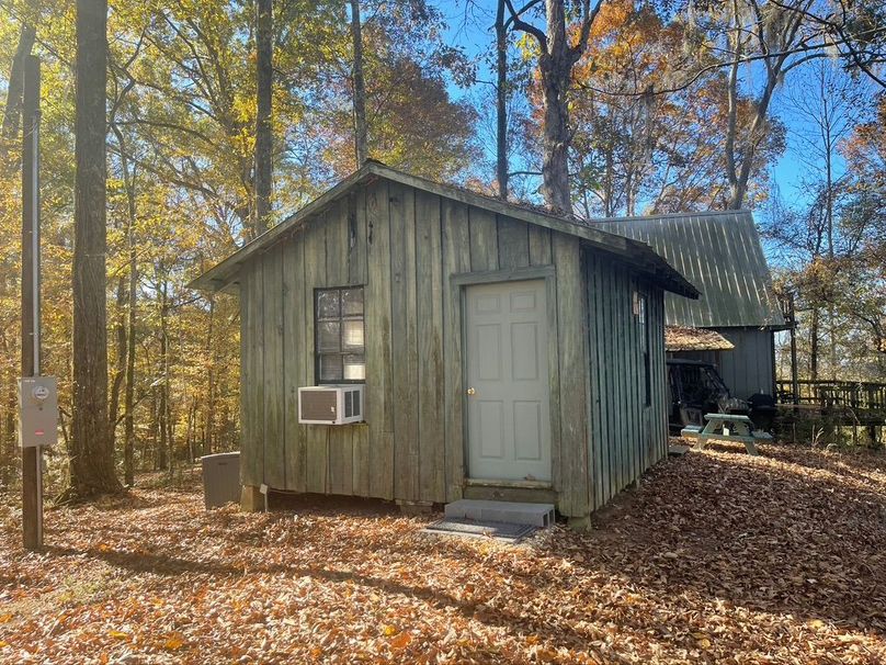 E59268AB-C29F-460E-BF35-A0E61F2FC94F_1_105_c