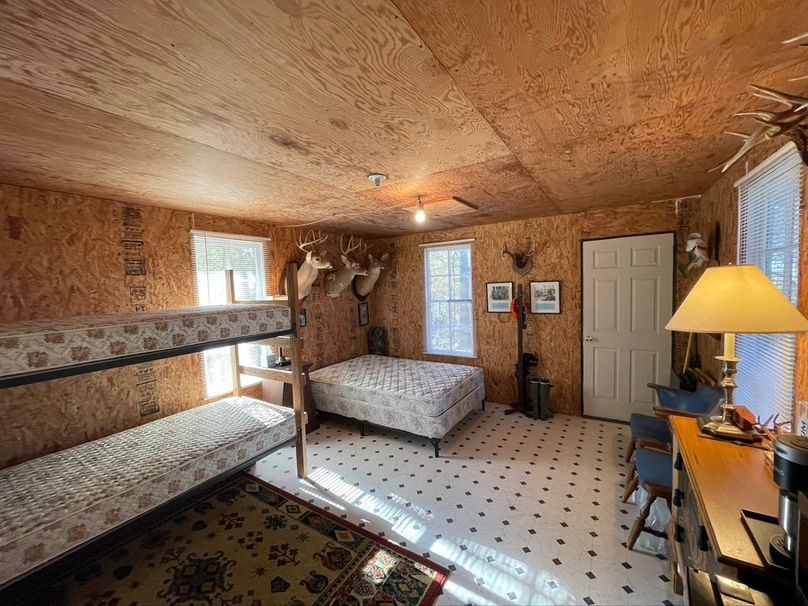 1D1E1F1C-C493-4D2E-9426-76A5EFBFD91D_1_105_c