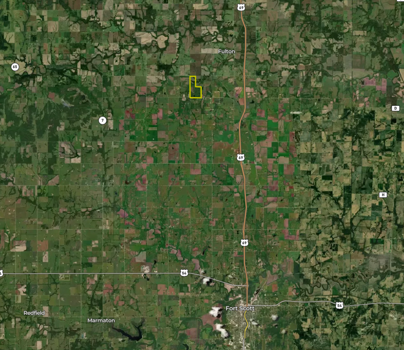 Bourbon 240 Zoomed Out