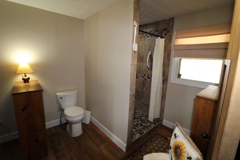 037 bathroom and shower