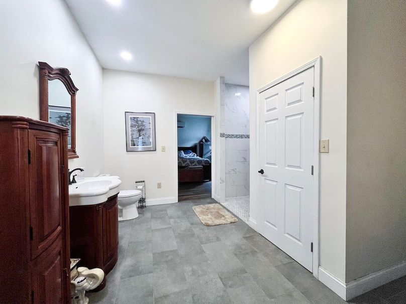 Oswego_1.79_Paro_Photos_10