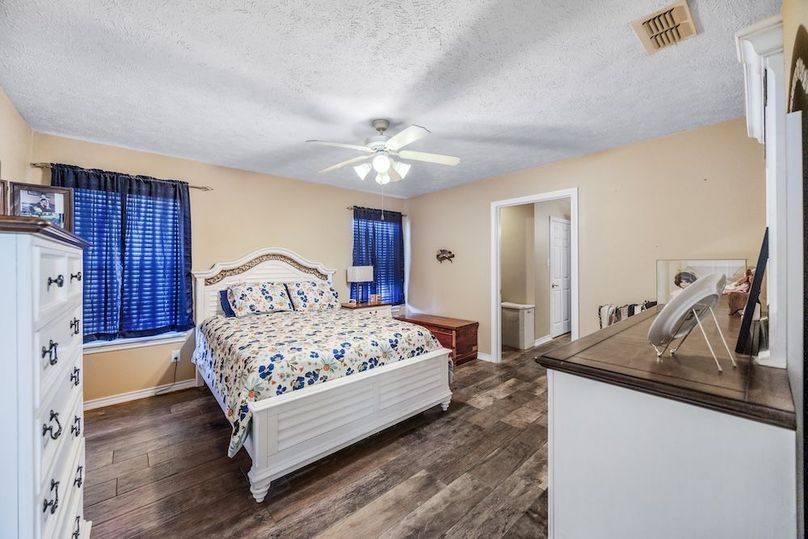 24 Pics for Fiver - Rusk co 67ac-07